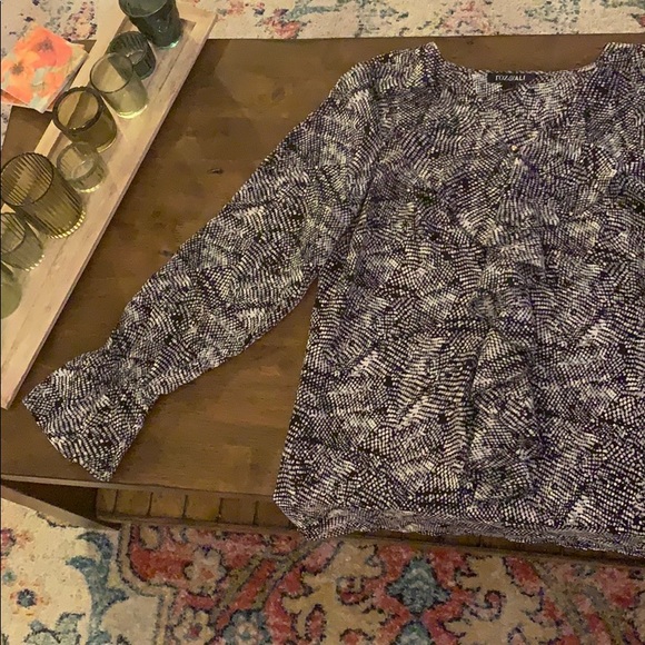 Roz & Ali Ruffle Blouse - Picture 2 of 7